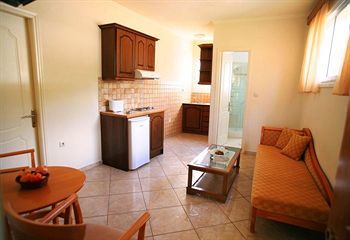 Apartment Holidays Ýpsos